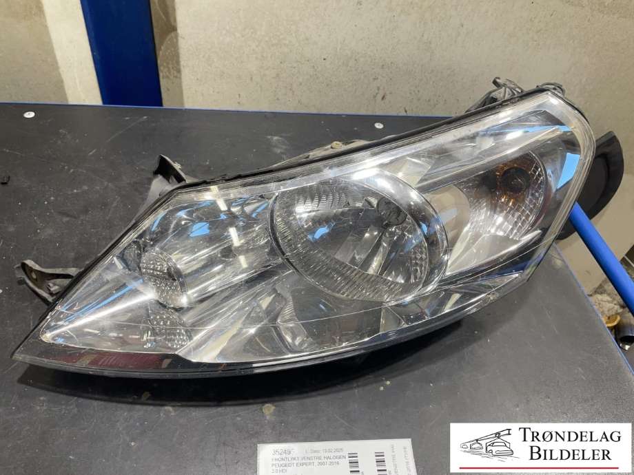 Frontlykt venstre halogen til Peugeot Expert, 2007-2016 (Type II)  (6208L0)