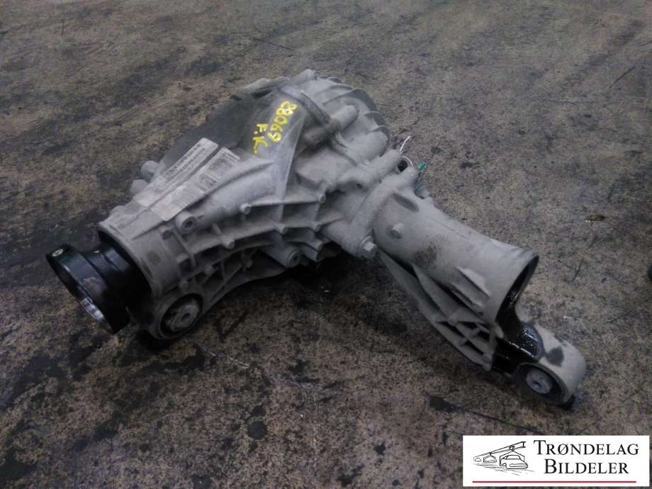 Kardang klokke foran til Mercedes ML 2011-2015 (Fase 1) (W166) (W166) (166 330 02 00|)