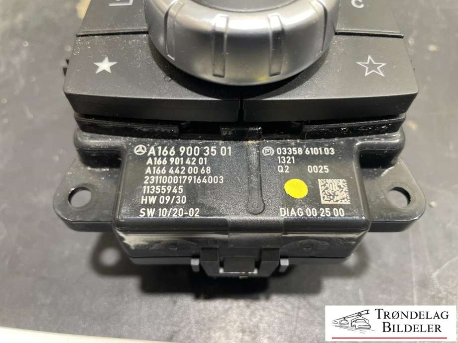 Bilstereo navigasjon betjeningspanel til Mercedes ML 2011-2015 (Fase 1) (W166) (W166) (A1669003501|)