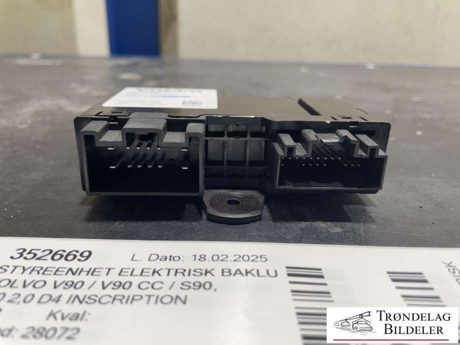 Styreenhet elektrisk bakluke til Volvo V90 / V90 CC / S90 2016-->>  (31682760|31682761|)
