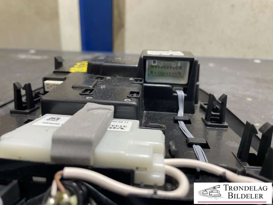 Taklyspanel til Volvo V90 / V90 CC / S90 2016-->>  (31479616|)