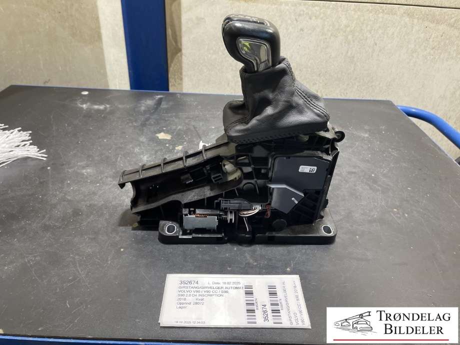Girstang/girvelger automat til Volvo V90 / V90 CC / S90, 2016-->>  (P31437769)