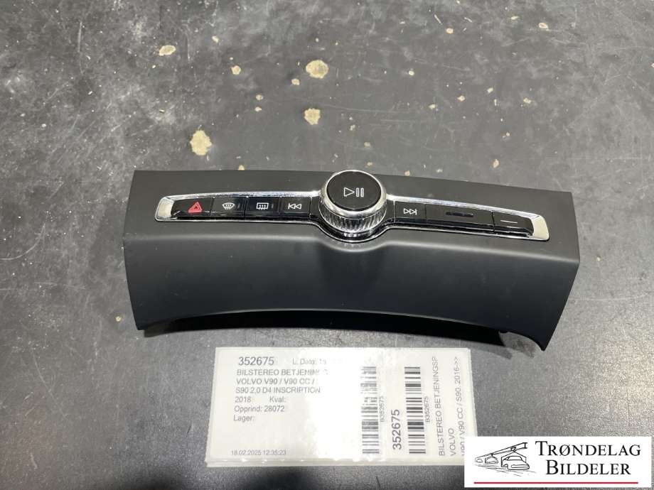 Bilstereo betjeningspanel til Volvo V90 / V90 CC / S90, 2016-->>  (P31398845)