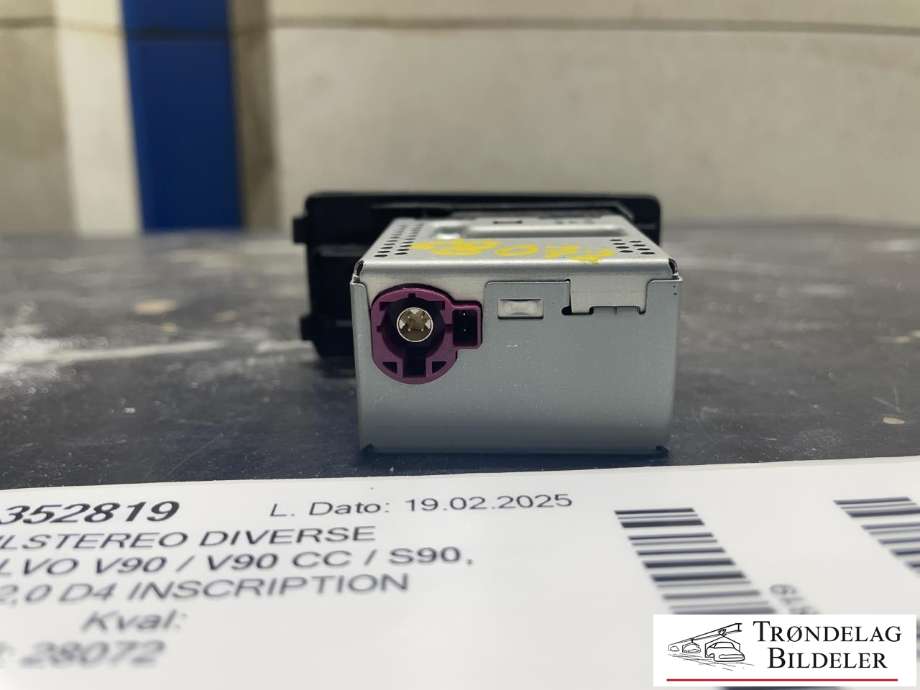 Bilstereo diverse til Volvo V90 / V90 CC / S90 2016-->>  (VOLVO|31407038|)