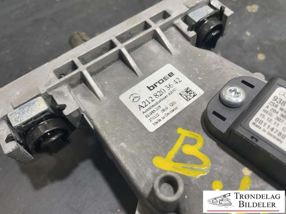 Baklukeåpner motor til Mercedes E-Klasse 2009-2013 (Fase 1) (W212) (W212) (A2128203642|)