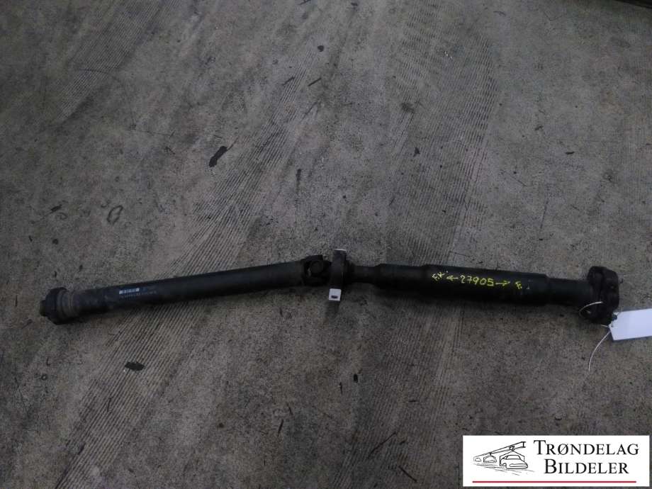 Mellomaksel til BMW X3 2010-2017 (F25) (F25) (26 10 7 612 791|)