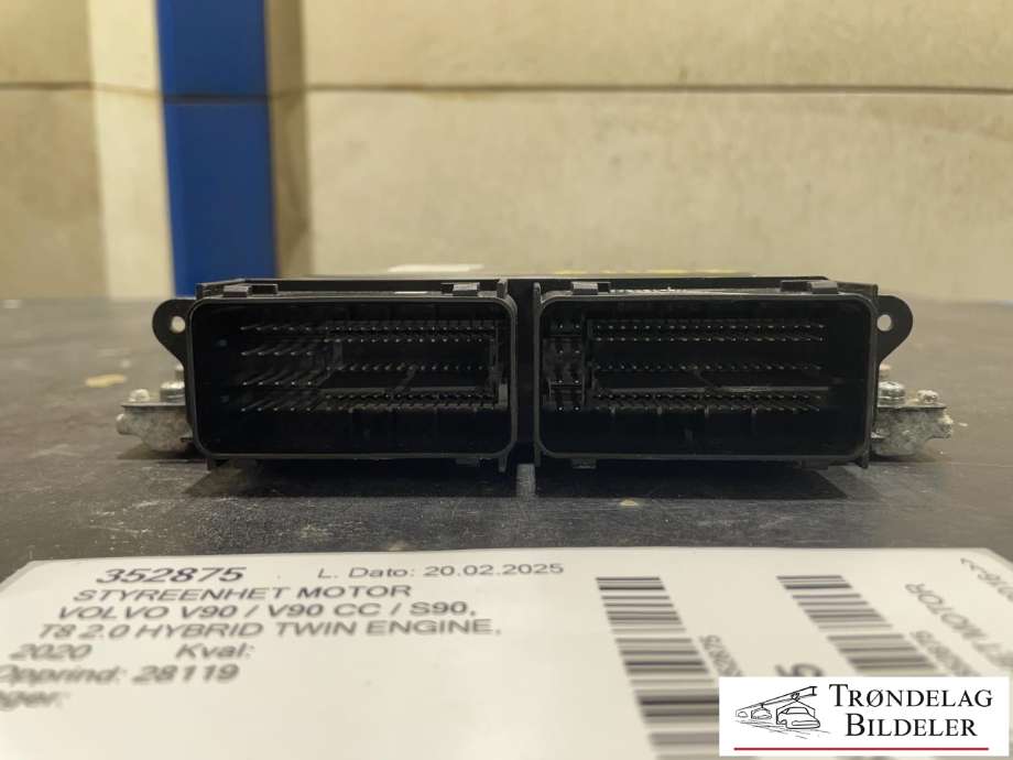 Styreenhet motor til Volvo V90 / V90 CC / S90 2016-->>  (VOLVO|32253221|)
