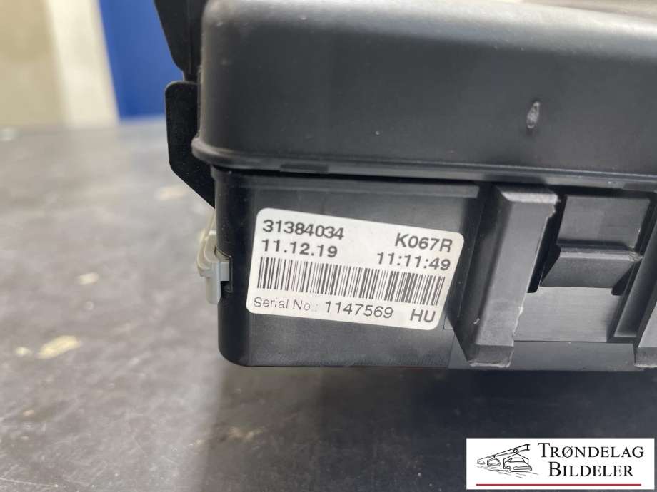 Sikringsboks til Volvo V90 / V90 CC / S90 2016-->>  (31384034|)