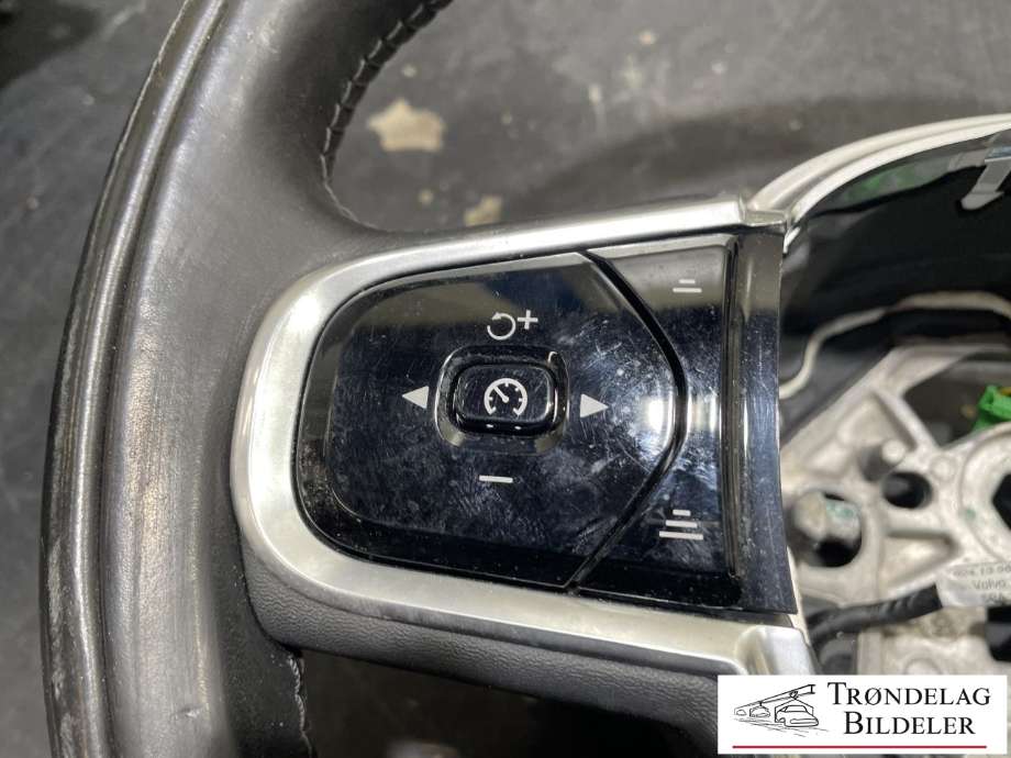 Ratt til Volvo V90 / V90 CC / S90 2016-->>  (31407817|32288783|)