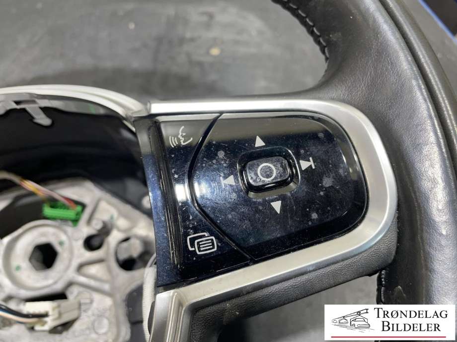 Ratt til Volvo V90 / V90 CC / S90 2016-->>  (31407817|32288783|)