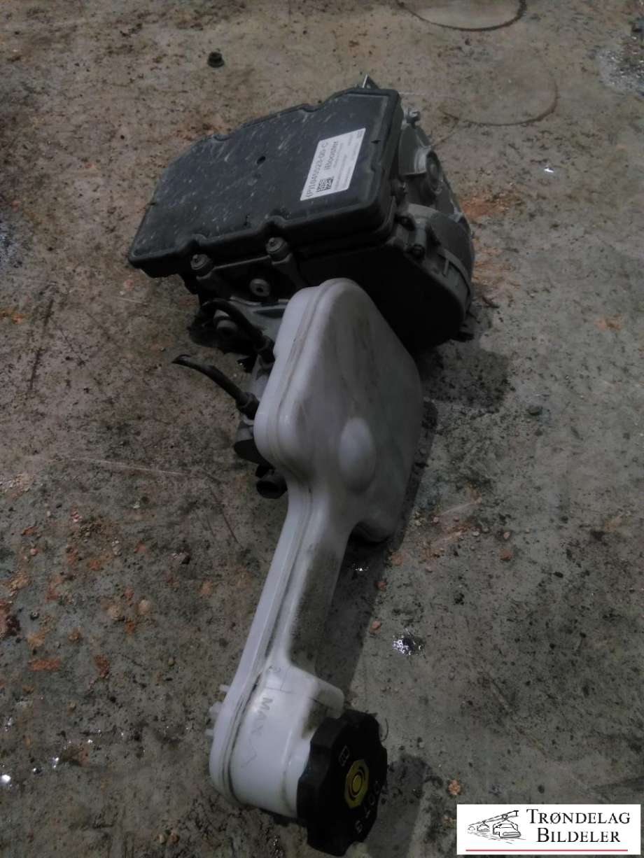 Bremsekraft-forsterker til Tesla Model X, 2016-->>  (104552300C)