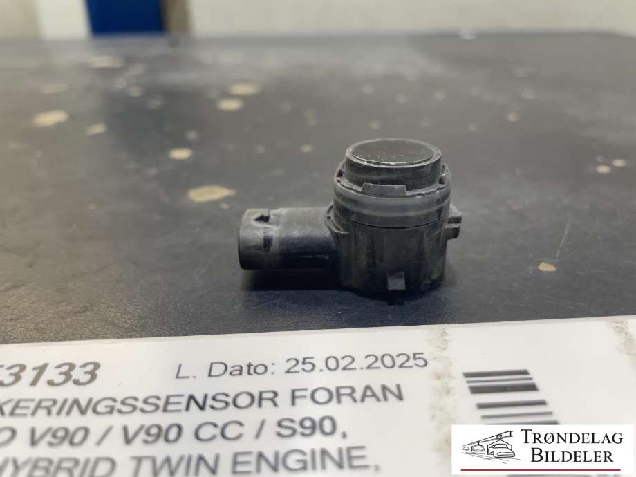 Parkeringssensor foran til Volvo V90 / V90 CC / S90 2016-->> (31471005|31400992|)
