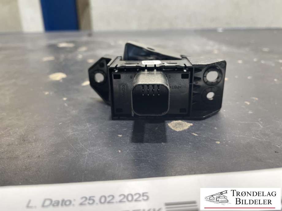 Bryter elektrisk håndbrekk/parkbrems til Ford Mondeo 2014-2019 (Type V, Fase 1)  (FG9T-2B623-AAW|)
