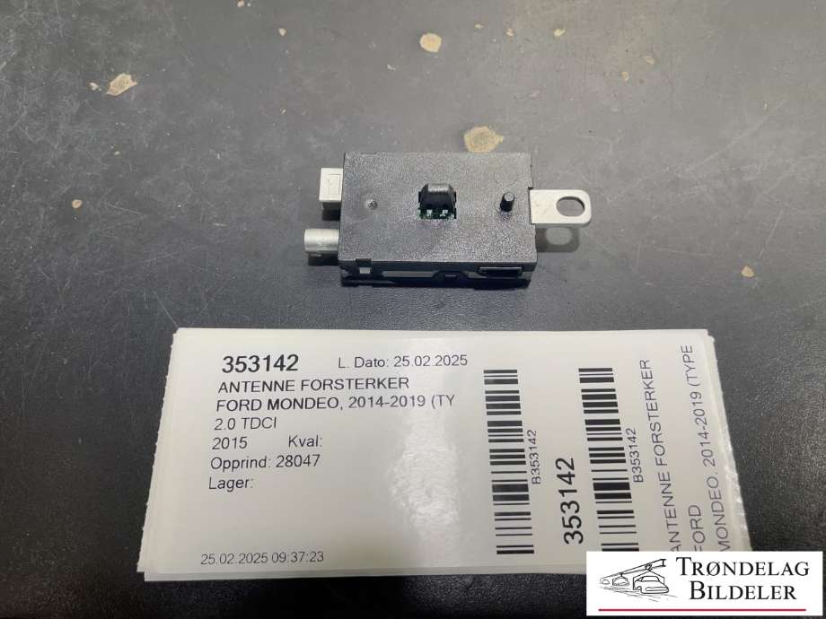 Antenne forsterker til Ford Mondeo, 2014-2019 (Type V, Fase 1)  (DS7T-18C847-AA)