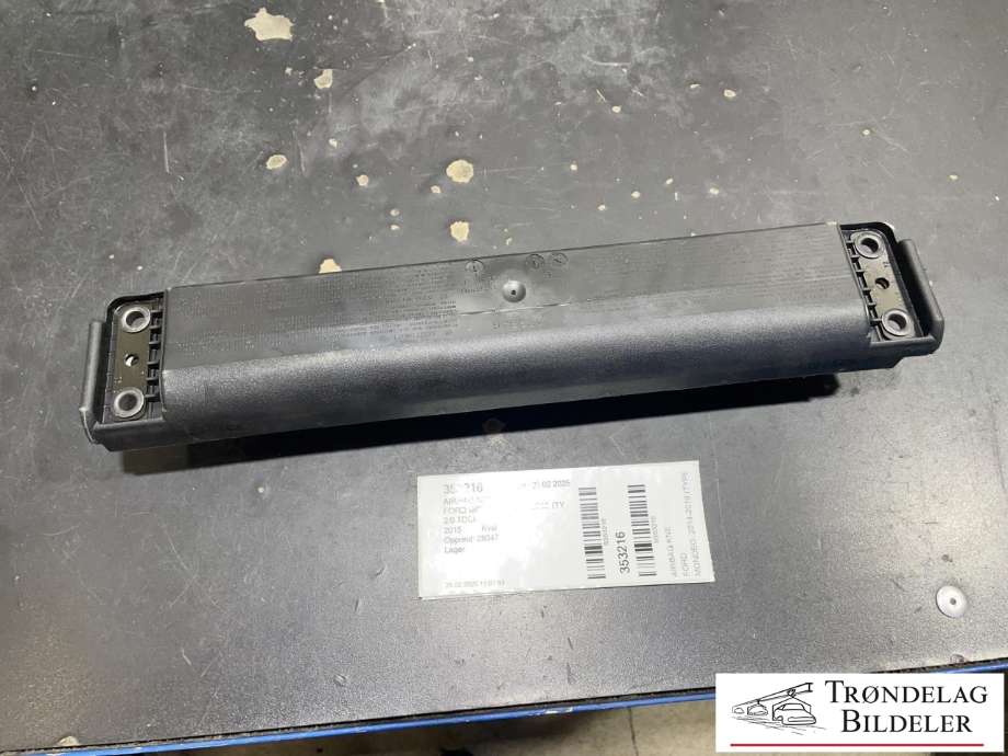 Airbag kne til Ford Mondeo, 2014-2019 (Type V, Fase 1)  (DG93-F045J77-AGW)