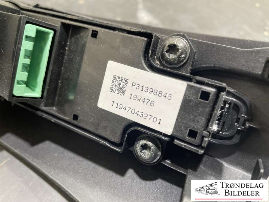Bilstereo betjeningspanel til Volvo V90 / V90 CC / S90 2016-->> (P31398845|)