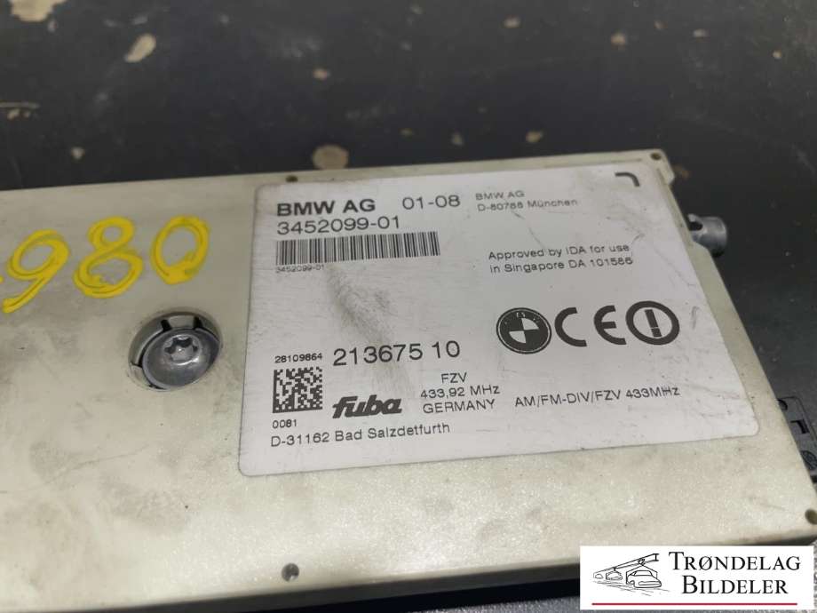 Antenne forsterker til BMW X3 2007-2010 (Fase 2) (E83) (E83) (3452099-01|)