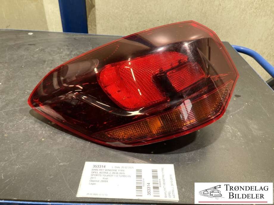 Baklykt venstre ytre til Opel Astra J, 2010-2015  (VPAHQX-13405-D)