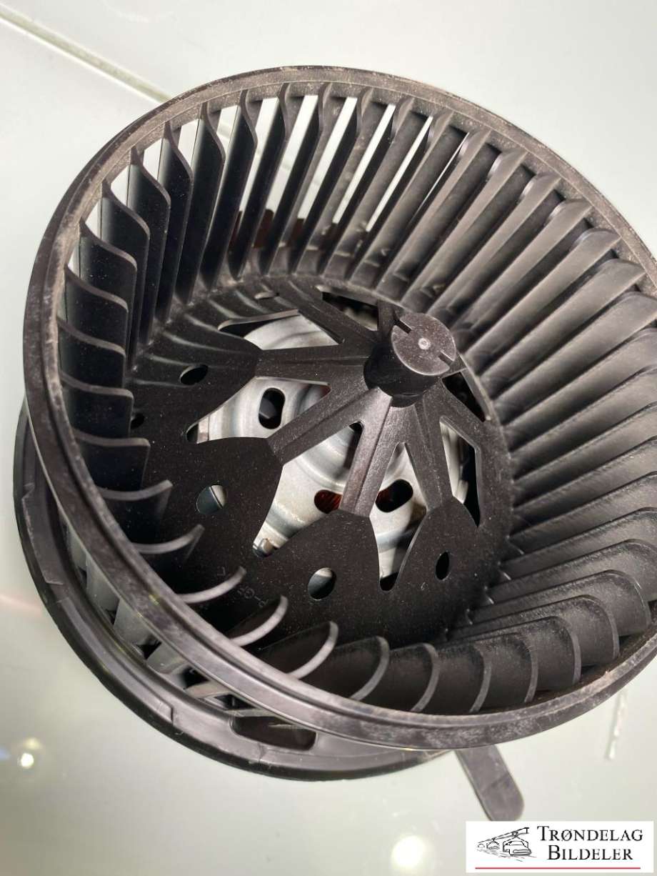 Varmeapparat motor til VW Touran 2010-2015 (Type I, Fase 3) (N998923D|1K1 820 015 L|3C0 907 521 F)