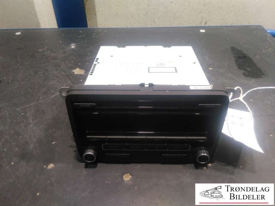 Bilstereo til VW Transporter / Caravelle 2009-2015 (Fase 2) (T5) (T5) (5M0 035 186 L|)