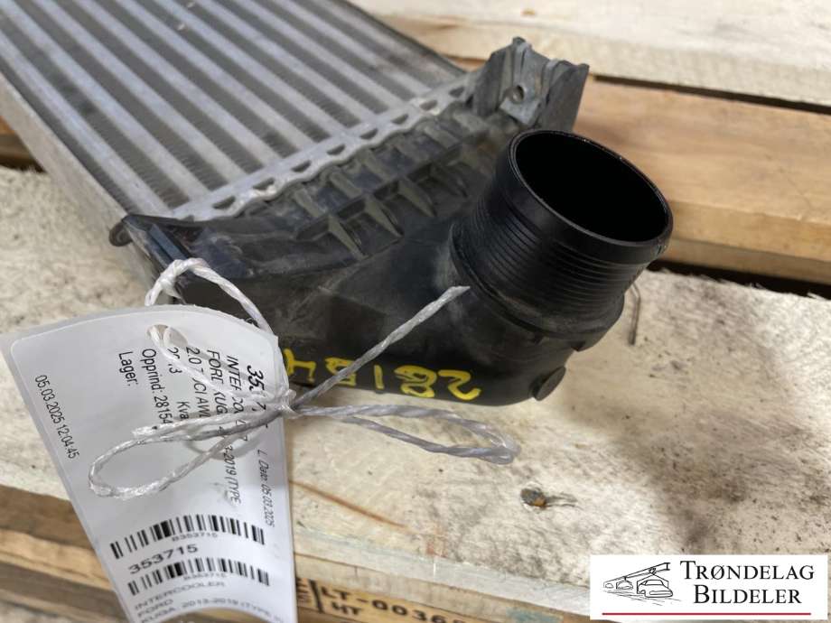 Intercooler til Ford Kuga 2013-2019  (8V61-9L440-AC|)