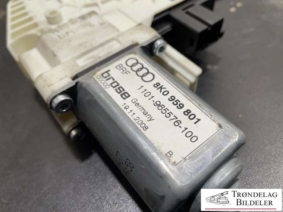 Ruteheis venstre foran til Audi Q5 2008-2012 (Type I, Fase 1)  (8K0 959 801|)