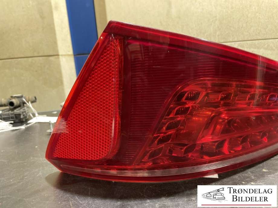 Baklykt høyre til Audi Q5 2008-2012 (Type I, Fase 1)  (8R0 945 094 A|)