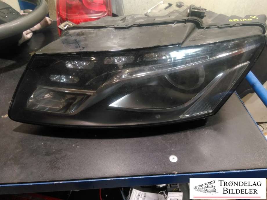 Frontlykt venstre xenon til Audi Q5 2008-2012 (Type I, Fase 1)  