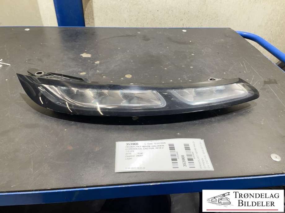 Frontlykt høyre halogen til Citroën C4, Cactus, 2014-2017 (Fase 1)  (9800910680)