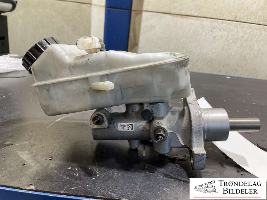 Bremsepumpe hoved til VW Transporter / Caravelle 2009-2015 (Fase 2) (T5) (T5) (5QE611015AS|5N1 614 740 B|)