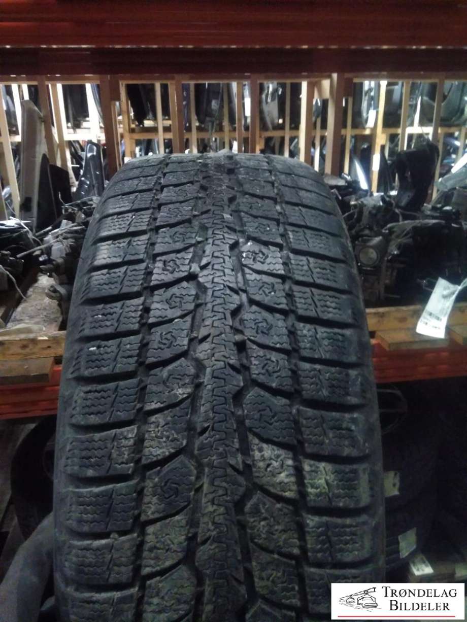 Hjulsett aluminium vinter til Subaru Forester 2005-2008 (Type II, Fase 2)  (TOYO|215/60/R16 5X100 6.5JX16 ET48 CB56|1MM|6-7MM MØNSTERDYBDE|PROD 12-20 PIGGFRI)