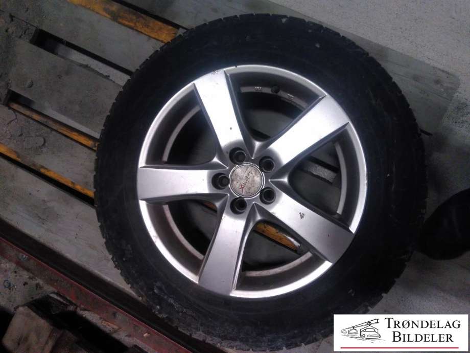 Hjulsett aluminium vinter til Subaru Forester 2005-2008 (Type II, Fase 2)  (TOYO|215/60/R16 5X100 6.5JX16 ET48 CB56|1MM|6-7MM MØNSTERDYBDE|PROD 12-20 PIGGFRI)
