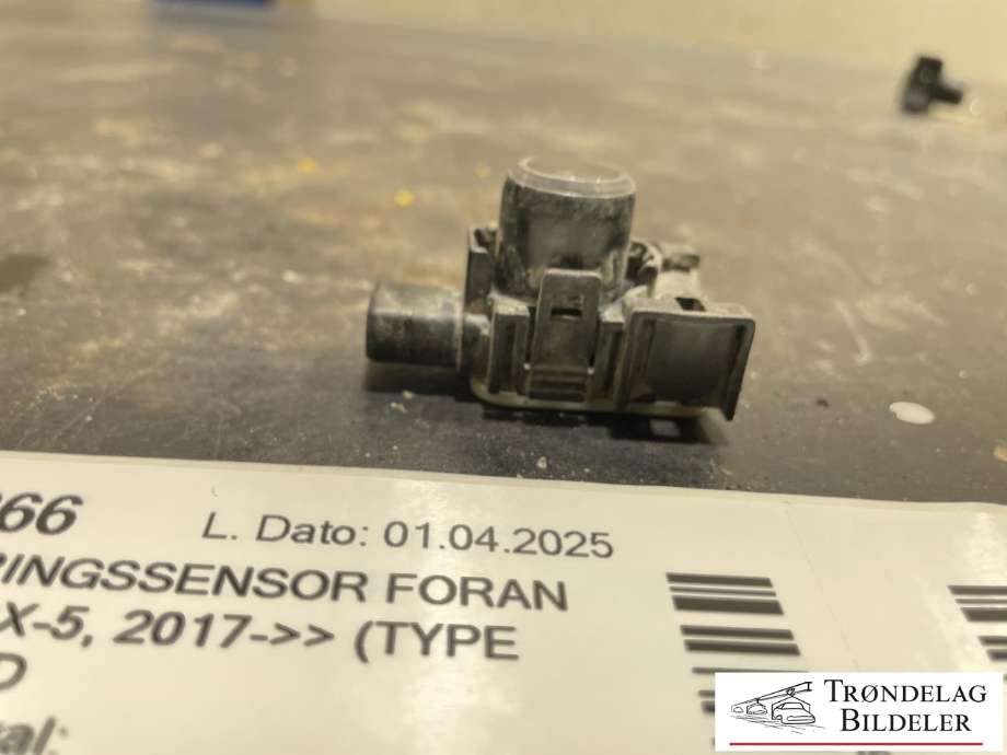 Parkeringssensor foran til Mazda CX-5 2017-->> (Type II)