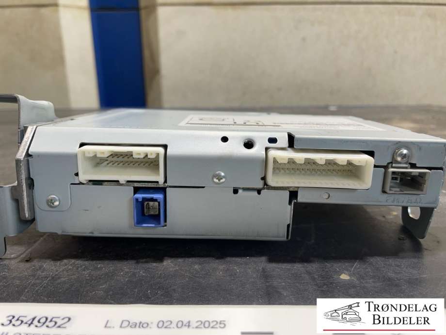 Bilstereo forsterker til Mazda CX-5 2017-->> (Type II)  (KF1H 66 DRXA|)