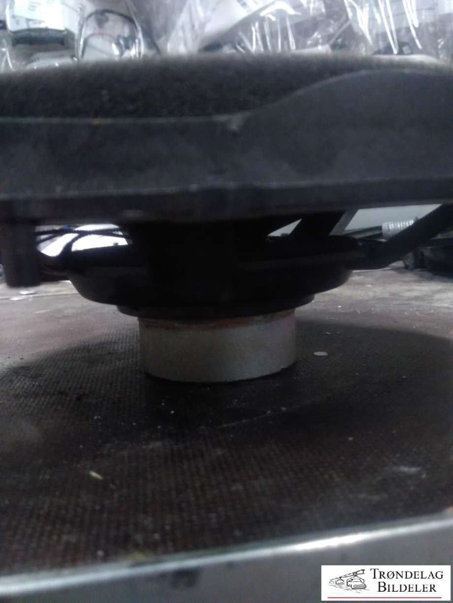 Bilstereo høyttaler til Tesla Model X 2016-->>  (2004833-03-A|)