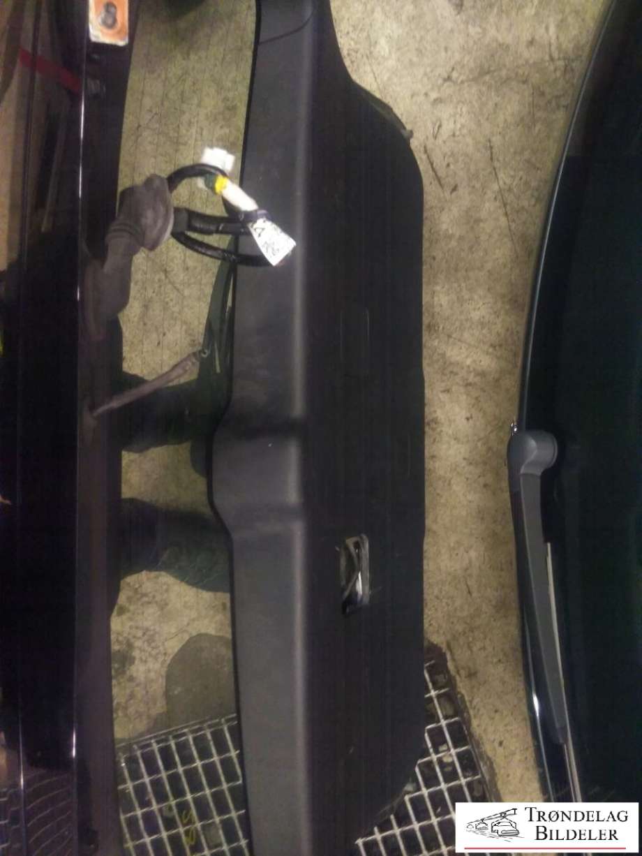Bakluke til Toyota Urban Cruiser 2009-2014  (67005-52B30|)