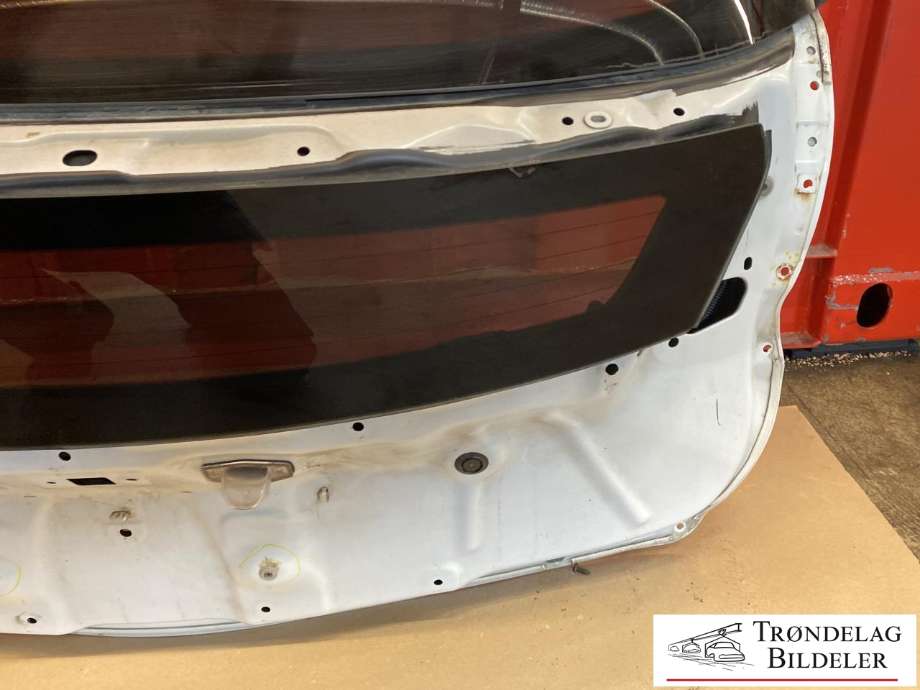 Bakluke combi til Honda Civic 2015-2017 (Type IX, Fase 2)  (68100TV0Q60ZZ|)