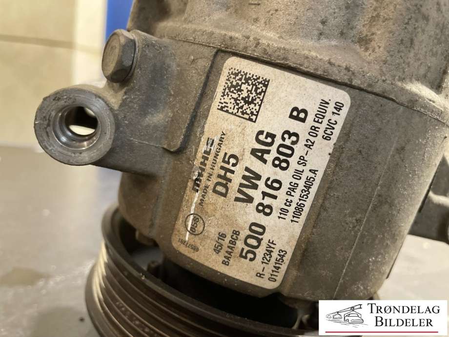 Aircondition kompressor til Škoda Octavia 2013-2016 (Type III, Fase 1)  (890607|5Q0 816 803 D|5Q0816803|5Q0816803B|5Q0816803C|5Q0816803D|5Q0816803H|5Q0816803J|5Q0816803Q|5Q0820803P|5Q0 820 803 Q)