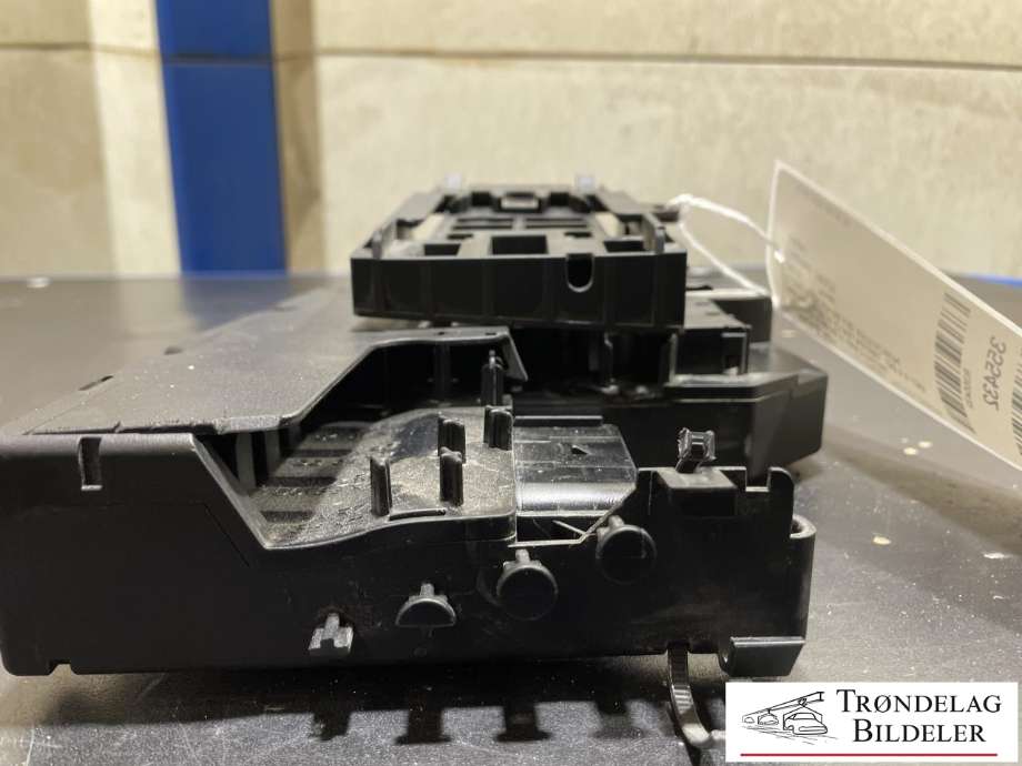 Styreenhet batteri til Mercedes C-Klasse 2011-2014 (Fase 2) (W204) (W204) 
