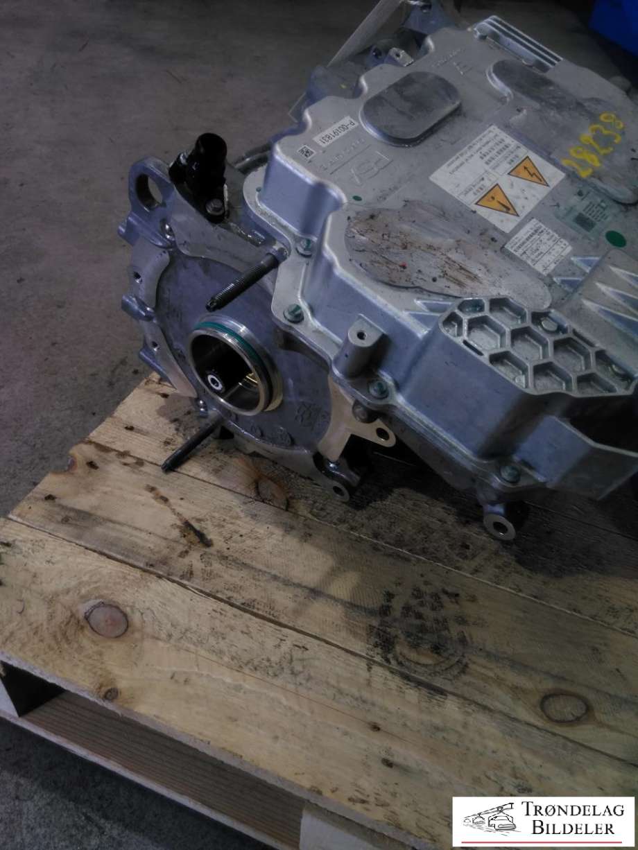 Motor elbil foran til Peugeot e-3008 2023-->>
