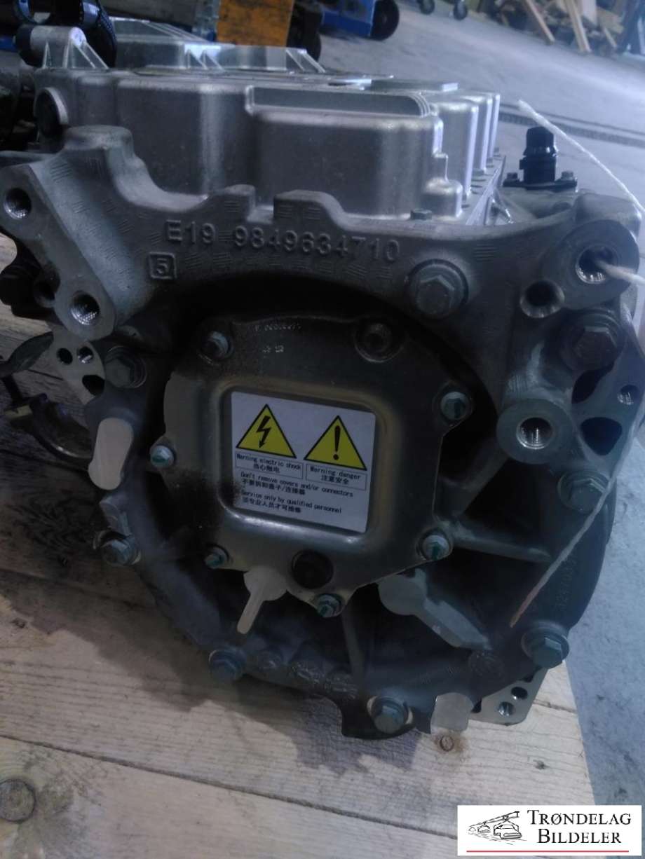 Motor elbil foran til Peugeot e-3008 2023-->>