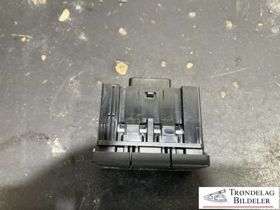 Bryter diverse til Toyota RAV4 2016-2019 (Type IV, Fase 2)  