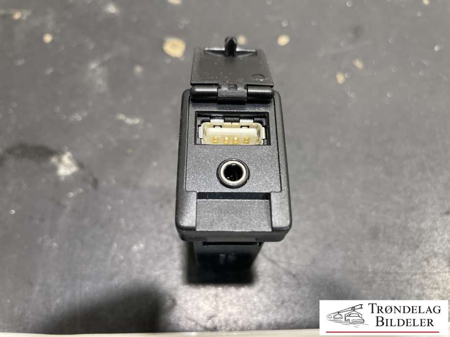 Bryter diverse til Toyota RAV4 2016-2019 (Type IV, Fase 2)  (86190-42040|)
