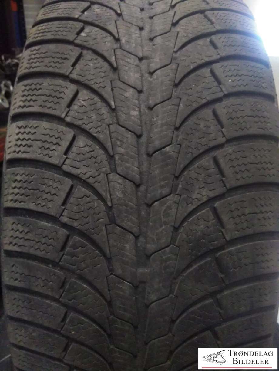 Hjulsett aluminium vinter til Peugeot 308 2013-2021 (Type II)  (225/45R17 5X108 8JX17 ET48? CB65.1MM|3MM MØNSTERDYBDE|PROD 46-17)