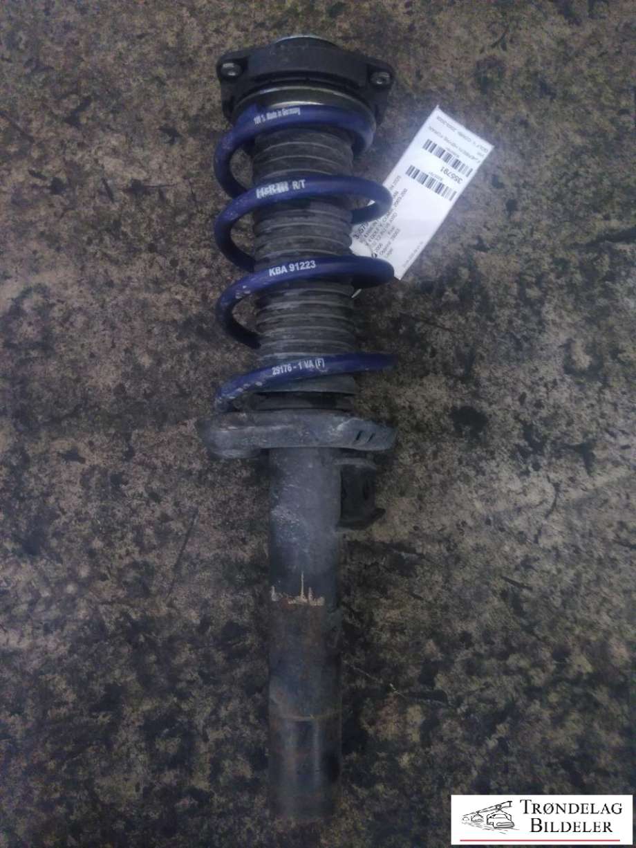 Fjærbein høyre foran til VW Golf V, Combi, 2003-2008  (1T0 413 031 GK|1T0 413 031 CF|1T0 413 031 CP|1T0 413 031 DA|1T0 413 031 DB|1T0 413 031 DC|1T0 413 031 DH)