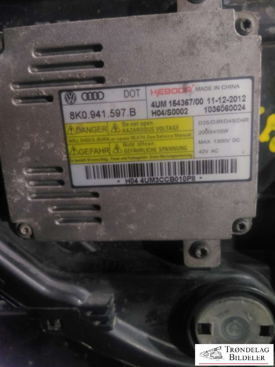 Frontlykt høyre xenon til VW Golf V, Combi 2003-2008  (T177|)