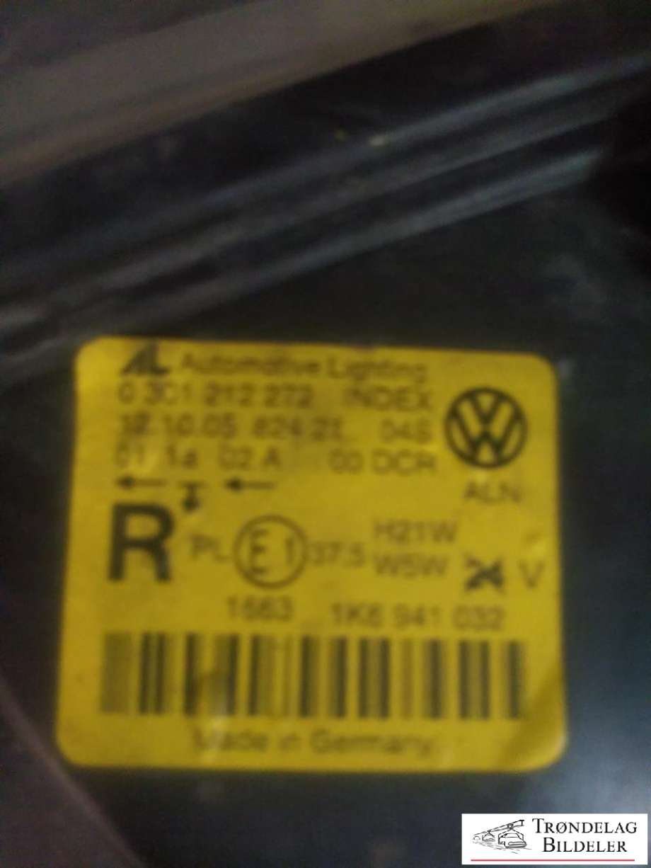 Frontlykt høyre xenon til VW Golf V, Combi 2003-2008  (T177|)