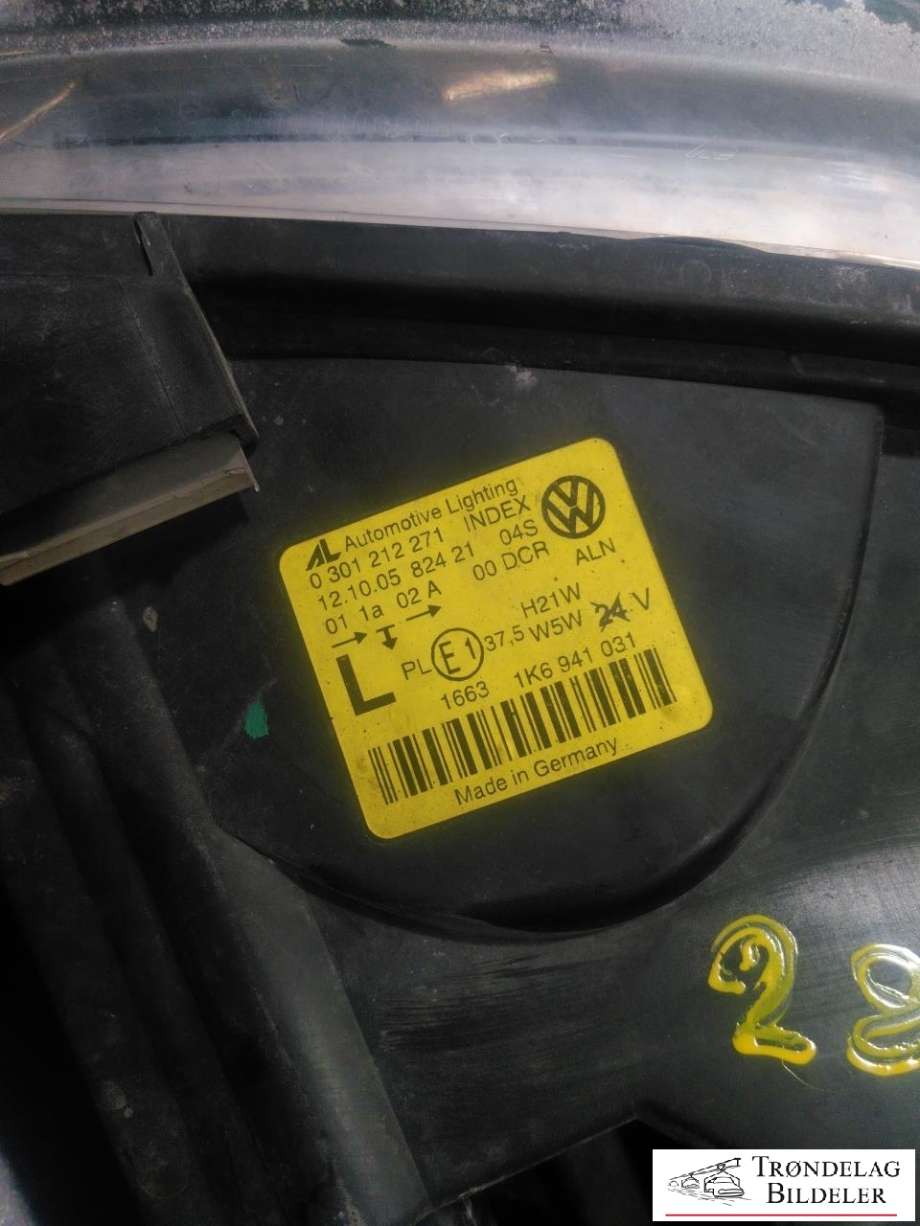 Frontlykt venstre xenon til VW Golf V, Combi 2003-2008 (1K6941031|0301212271|)