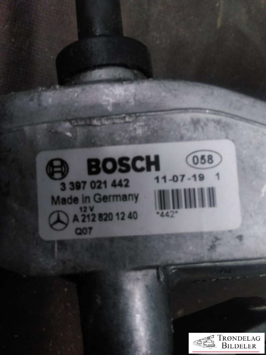 Viskermotor frontrute komplett m/overføring til Mercedes E-Klasse 2009-2013 (Fase 1) (W212) (W212) (BOSCH|3397021442|1137328692|A2128201240)