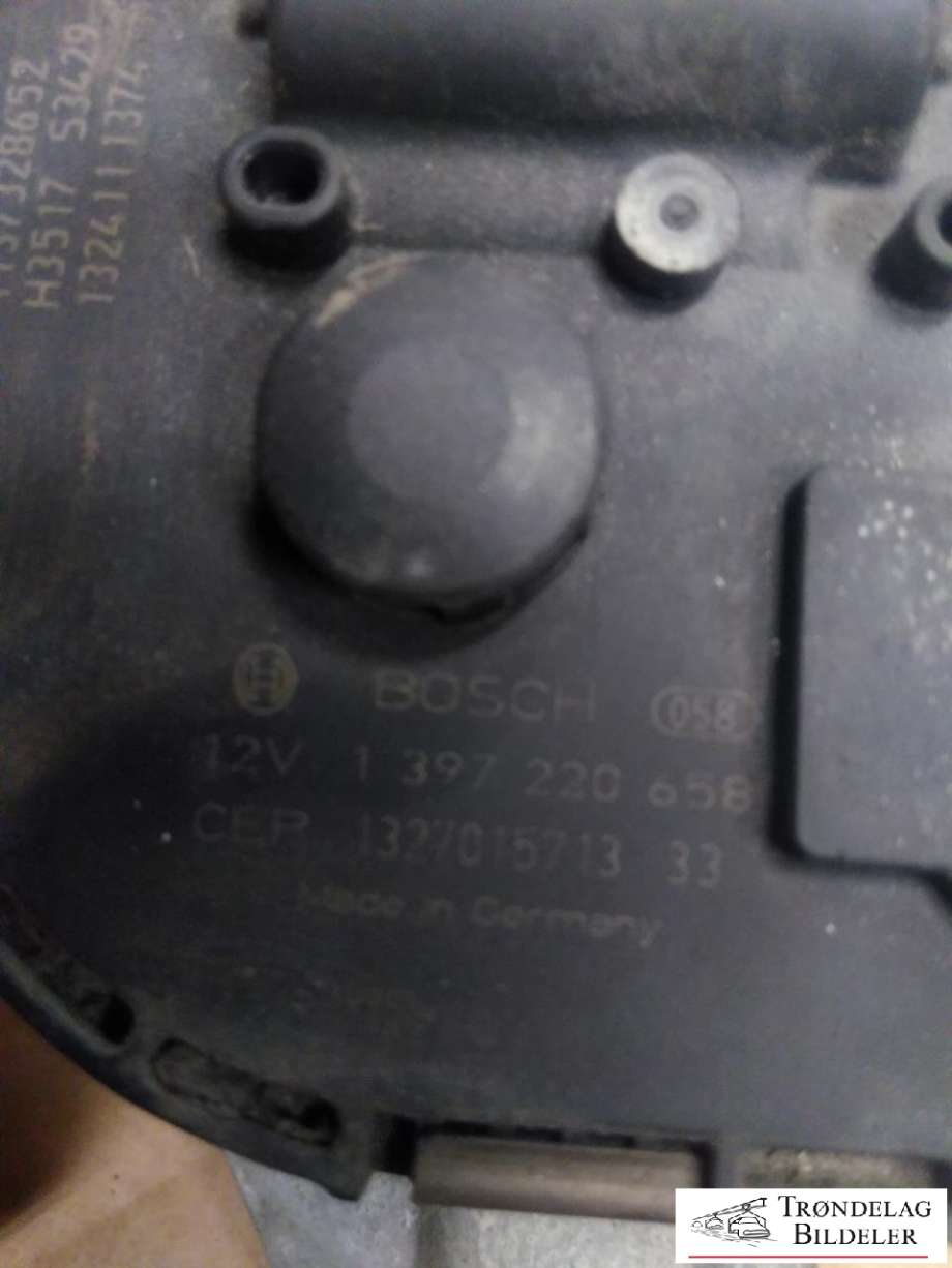 Viskermotor frontrute komplett m/overføring til Škoda Superb 2008-2015 (Type II) (BOSCH|1397220658|3397021676|)